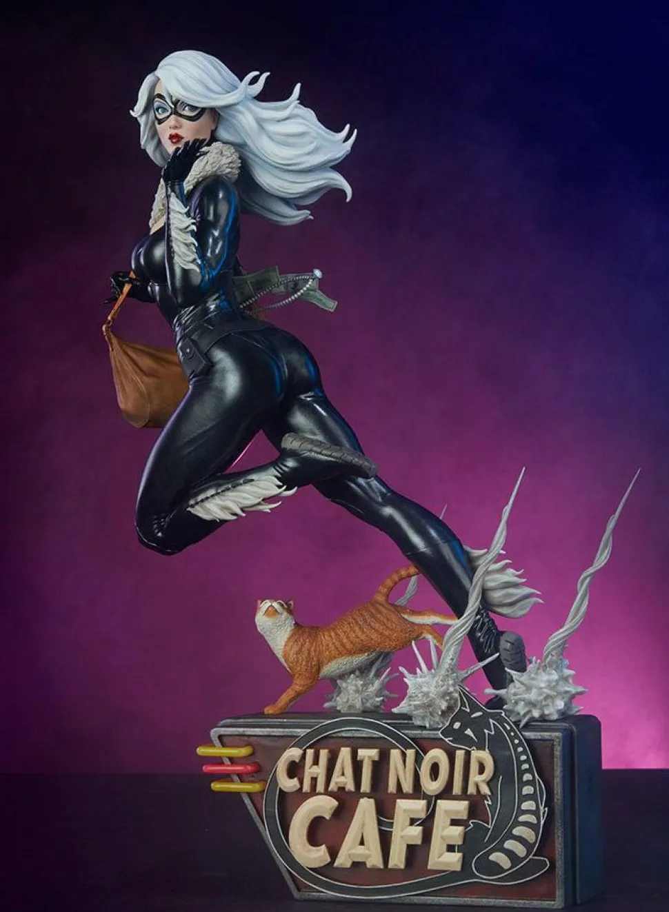 Spider-Man - Black Cat Mark Brooks Artist Series 16” Statue