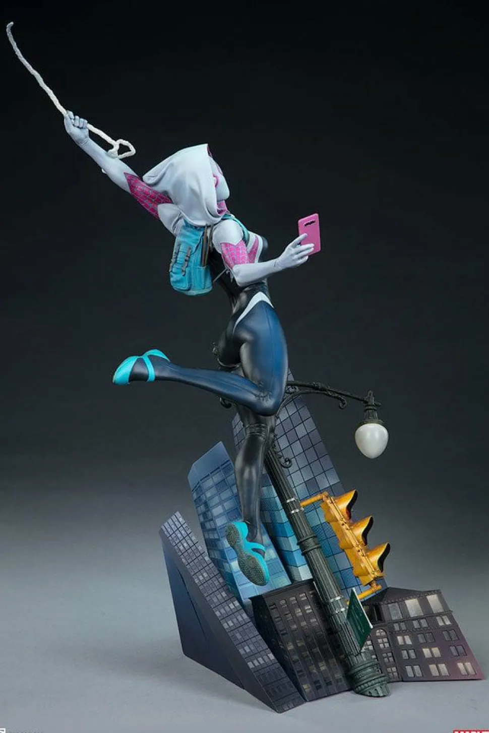 Spider-Man - Spider-Gwen Premium Format Statue