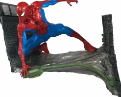 Spider-Man - Spider-Man Webbing Marvel Gallery 7” PVC Diorama Statue
