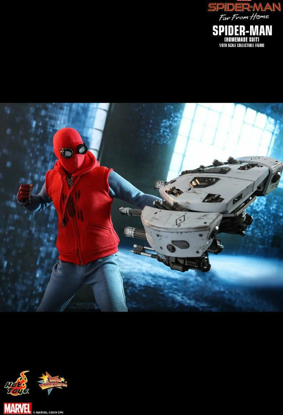 Spider-Man: Far From Home - Spider-Man Homemade Suit 1/6th Scale Hot Toys Action Figure