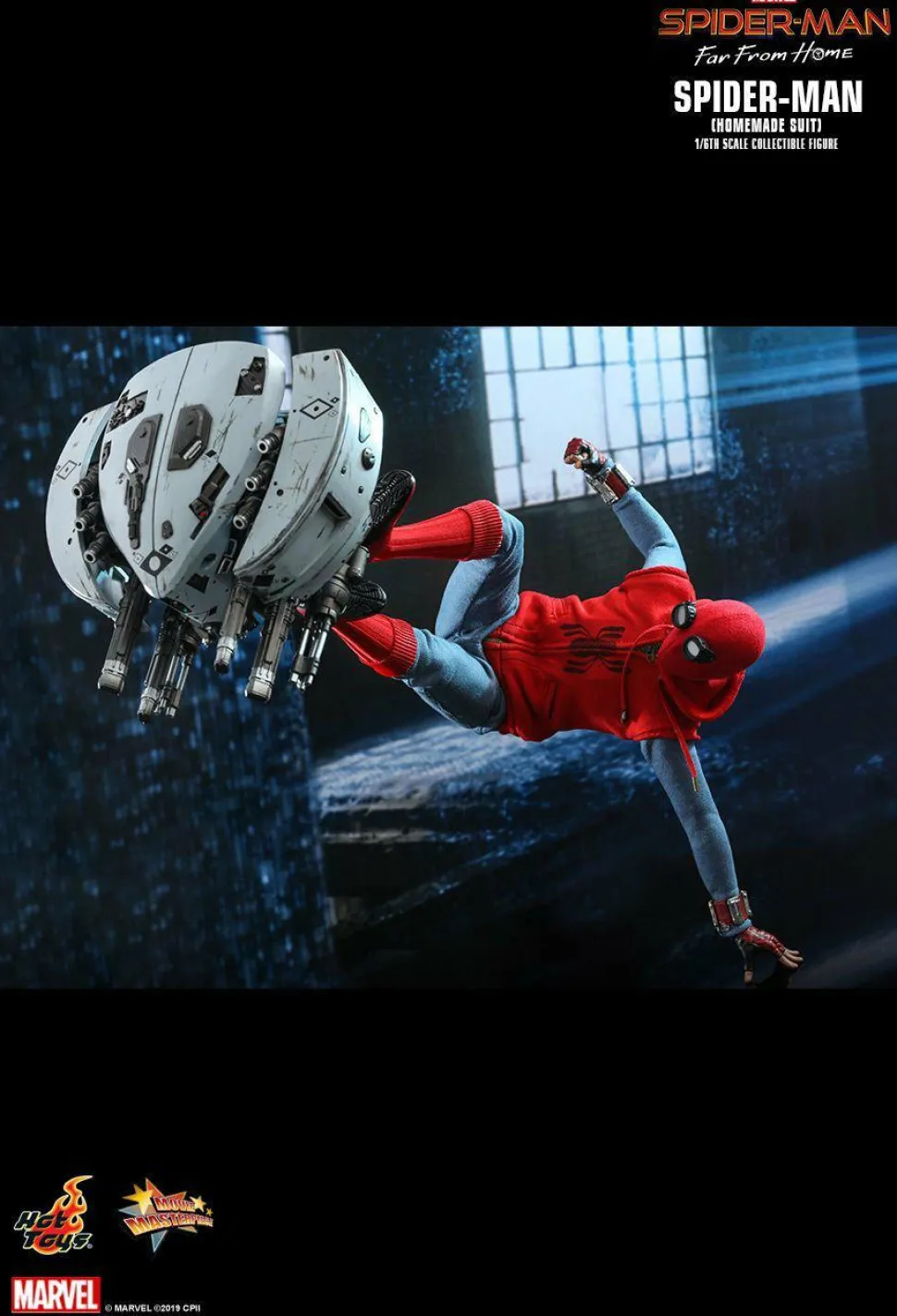 Spider-Man: Far From Home - Spider-Man Homemade Suit 1/6th Scale Hot Toys Action Figure