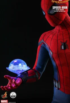 Spider-Man: Homecoming - Spider-Man Deluxe 1/4 Scale Hot Toys Action Figure