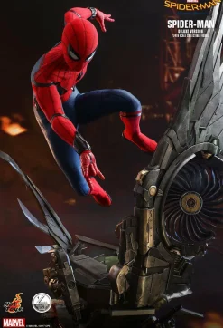 Spider-Man: Homecoming - Spider-Man Deluxe 1/4 Scale Hot Toys Action Figure