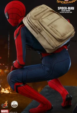 Spider-Man: Homecoming - Spider-Man Deluxe 1/4 Scale Hot Toys Action Figure
