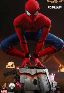 Spider-Man: Homecoming - Spider-Man 1/4 Scale Hot Toys Action Figure