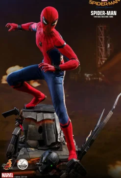 Spider-Man: Homecoming - Spider-Man 1/4 Scale Hot Toys Action Figure