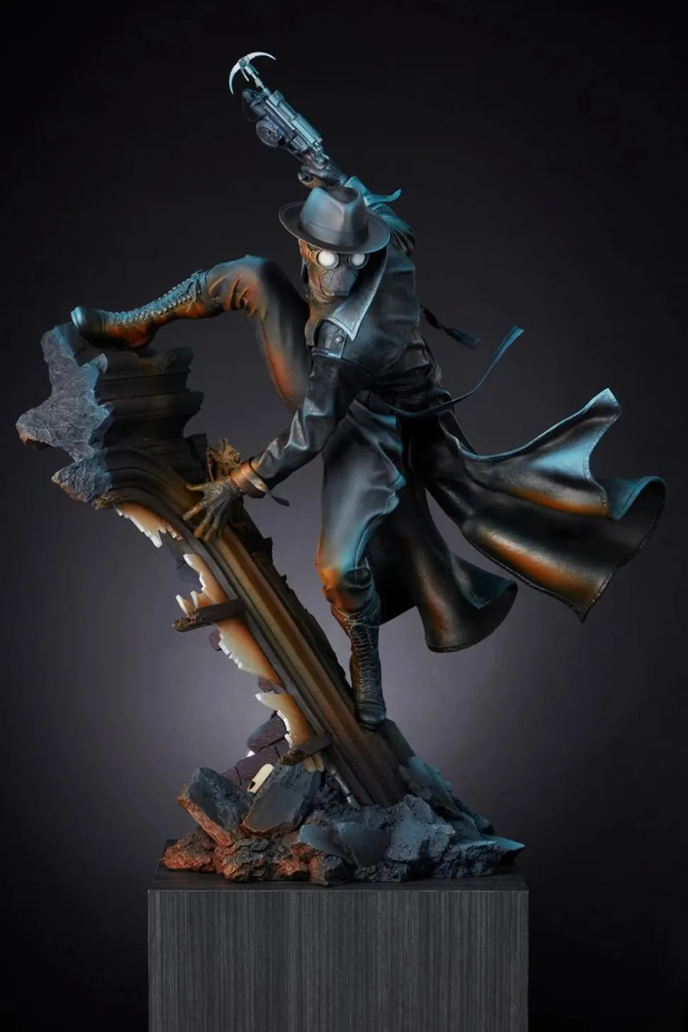 Spider-Man: Into The Spider-Verse - Spider-Man Noir 27" Premium Format Statue