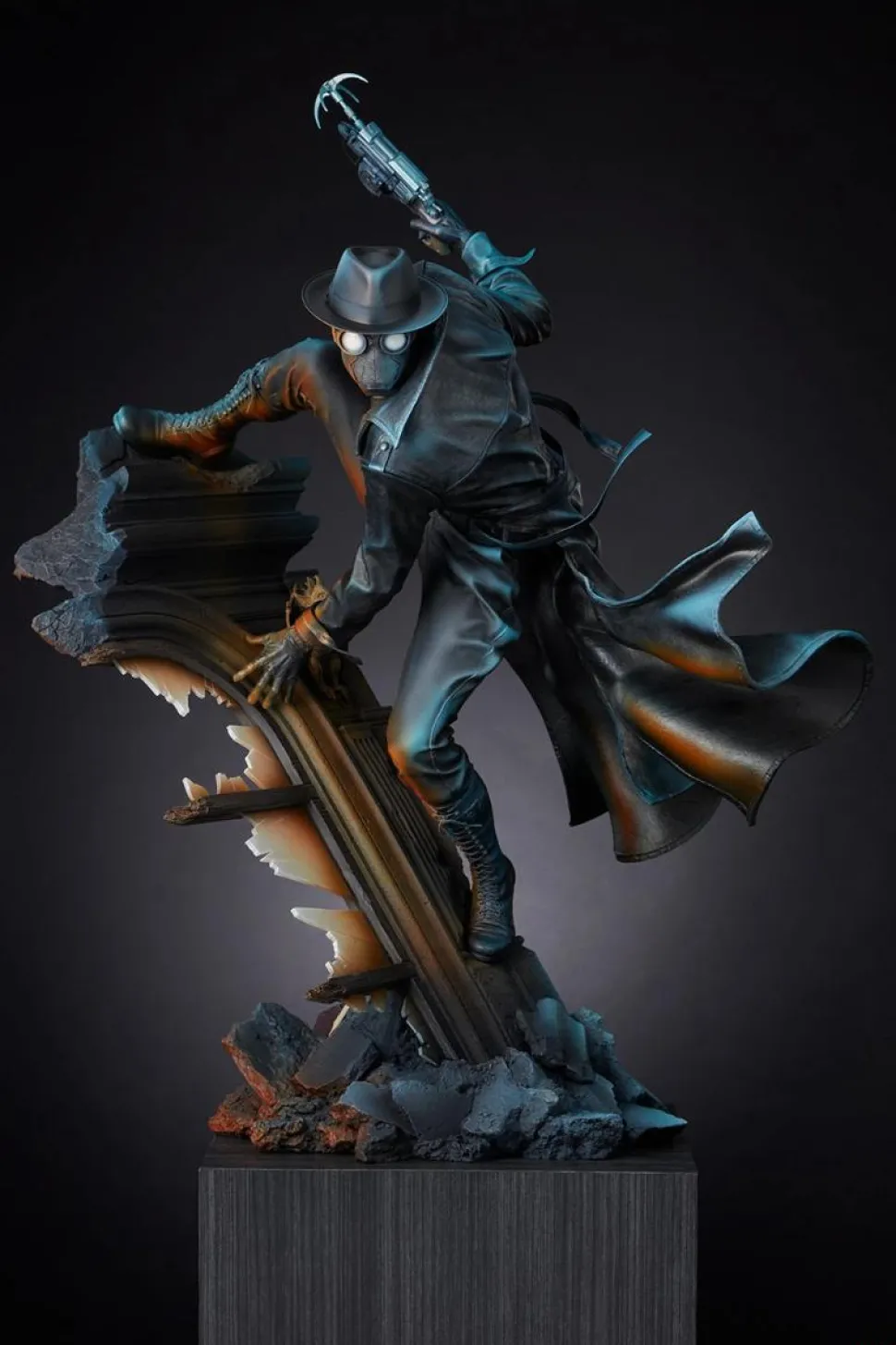 Spider-Man: Into The Spider-Verse - Spider-Man Noir 27" Premium Format Statue