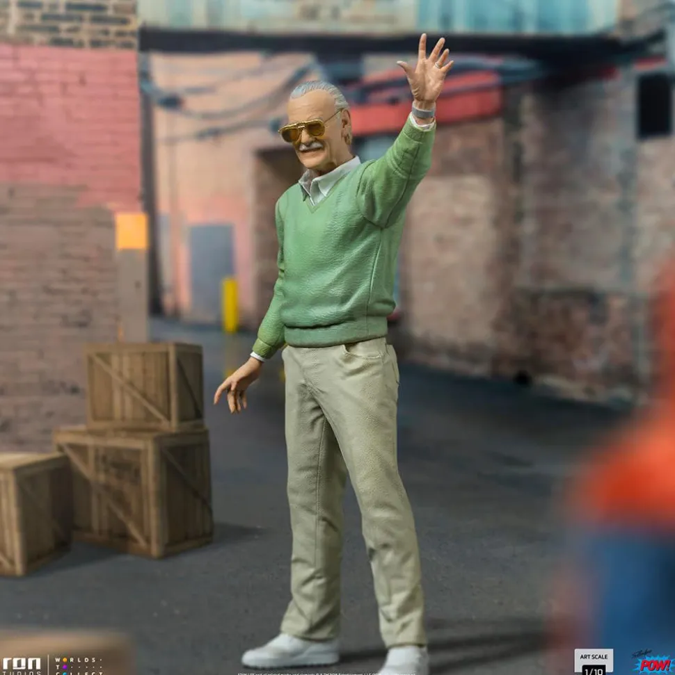 Stan Lee - Stan Lee Legendary Years 1/10th Scale Statue