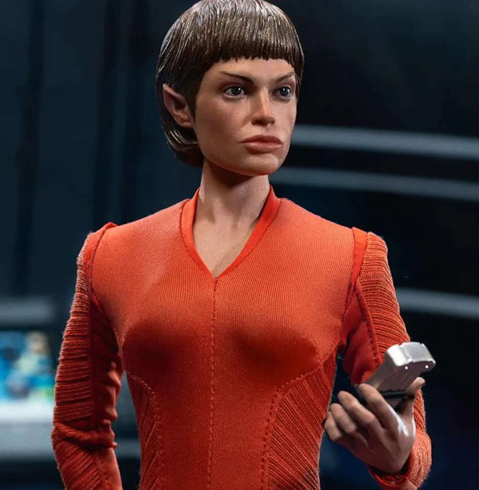 Star Trek: Enterprise - Commander T’Pol 1/6th Scale Action Figure