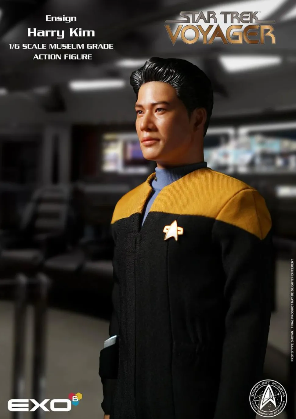 Star Trek: Voyager - Ensign Harry Kim 1/6th Scale Action Figure