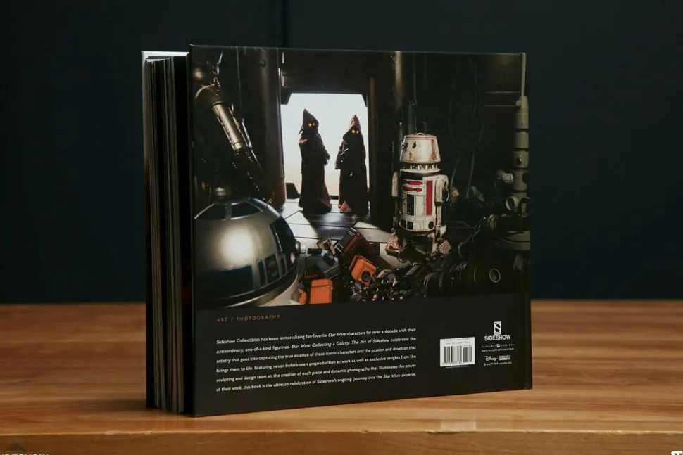 Star Wars - Collecting a Galaxy: The Art of Sideshow Deluxe Hardcover Book