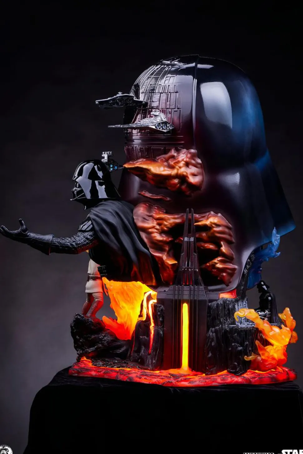 Star Wars - Darth Vader Fine Art 22" Bust