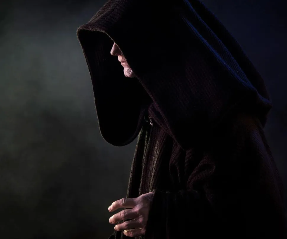 Star Wars - Emperor Palpatine Hyperreal 1/3 Scale Statue