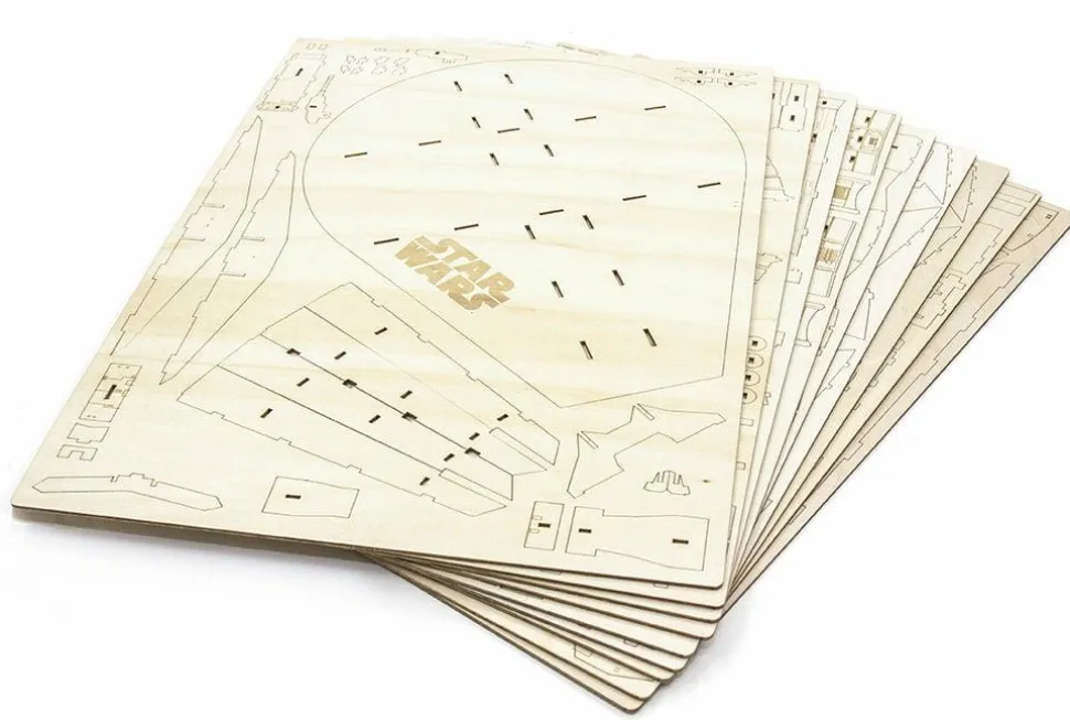 Star Wars - Millennium Falcon IncrediBuilds Collectors Edition Hardcover Book & Wooden Model Set
