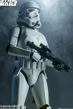 Star Wars - Stormtrooper Legendary Scale Statue