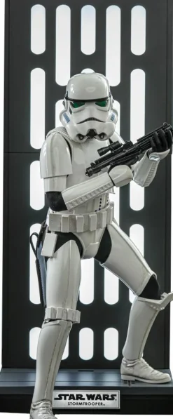 Star Wars - Stormtrooper with Death Star Environment 1/6th Scale Hot Toys Action Figure