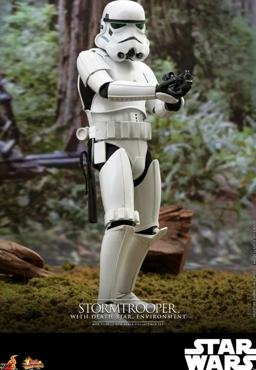 Star Wars - Stormtrooper with Death Star Environment 1/6th Scale Hot Toys Action Figure