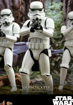 Star Wars - Stormtrooper with Death Star Environment 1/6th Scale Hot Toys Action Figure
