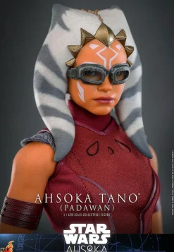 Star Wars: Ahsoka - Ahsoka Tano (Padawan) 1/6th Scale Hot Toys Action Figure