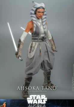 Star Wars: Ahsoka - Ahsoka Tano 1/6th Scale Hot Toys Action Figure