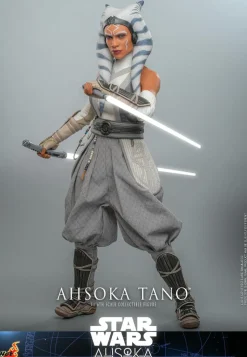 Star Wars: Ahsoka - Ahsoka Tano 1/6th Scale Hot Toys Action Figure