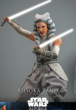 Star Wars: Ahsoka - Ahsoka Tano 1/6th Scale Hot Toys Action Figure