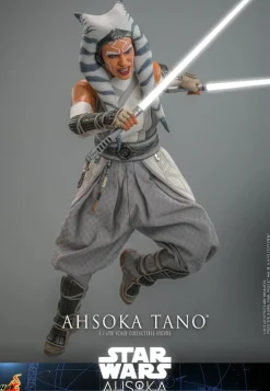 Star Wars: Ahsoka - Ahsoka Tano 1/6th Scale Hot Toys Action Figure