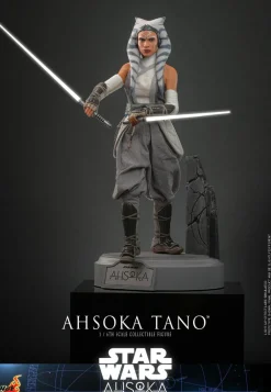 Star Wars: Ahsoka - Ahsoka Tano 1/6th Scale Hot Toys Action Figure