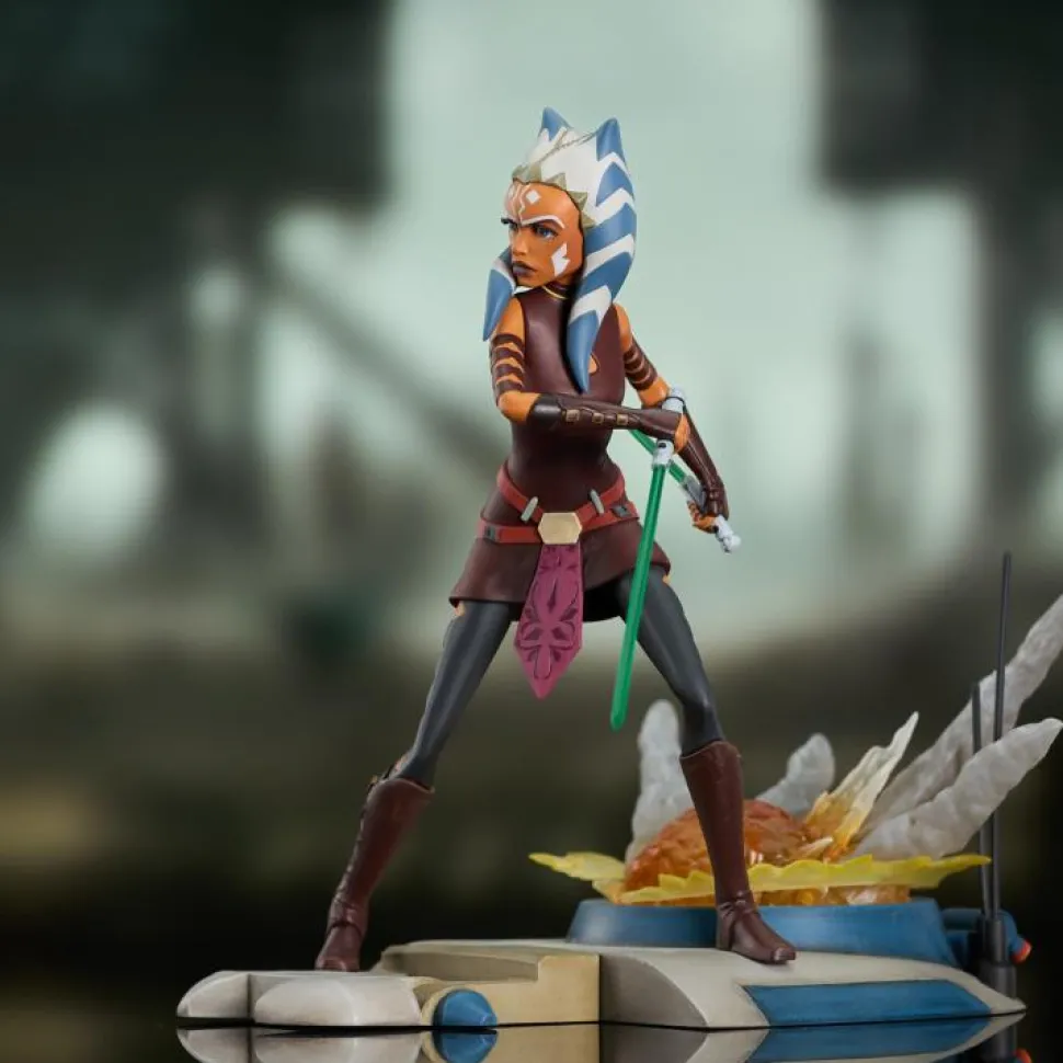 Star Wars: Clone Wars - Ahsoka Tano Gallery 8" PVC Diorama Statue