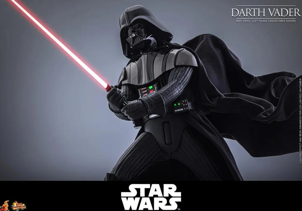 Star Wars Episode III: Revenge of the Sith - Darth Vader 1/6th Scale Hot Toys Action Figure