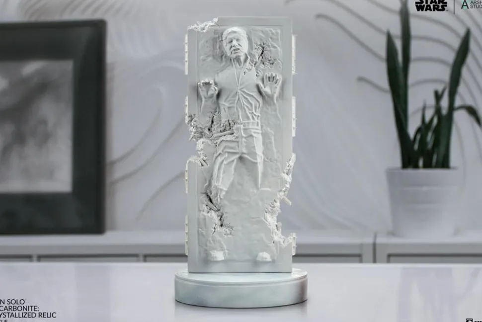 Star Wars Episode V: The Empire Strikes Back - Han Solo in Carbonite 21" Statue