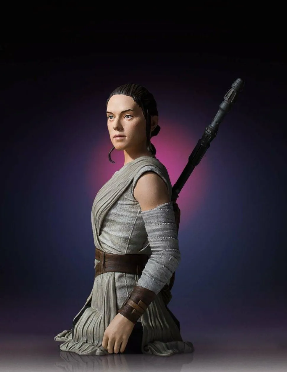 Star Wars Episode VII: The Force Awakens - Rey 6” Mini Bust