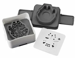 Star Wars Episode VII: The Force Awakens - Millennium Falcon Pouch Sandwich Shaper