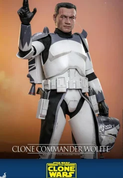 Star Wars: The Clone Wars - Clone Commander Wolffe 1/6th Scale Hot Toys Action Figure