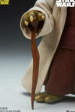 Star Wars: The Clone Wars - Yoda 1/6th Scale Action Figure