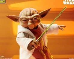 Star Wars: The Clone Wars - Yoda 1/6th Scale Action Figure