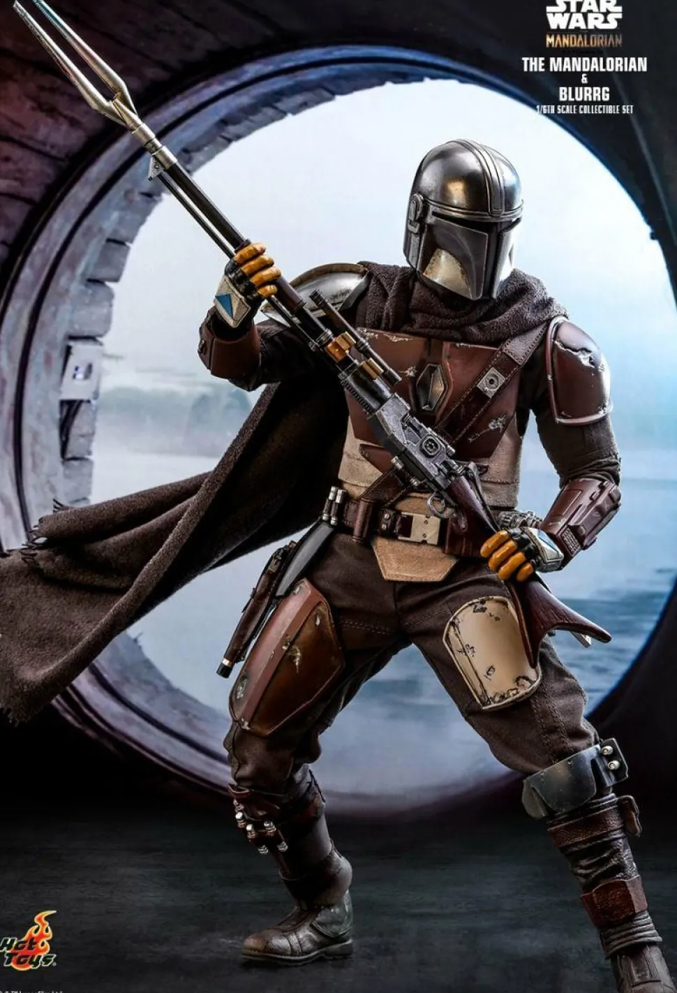 Star Wars: The Mandalorian - The Mandalorian & Blurrg 1/6th Scale Hot Toys Action Figure 2-Pack