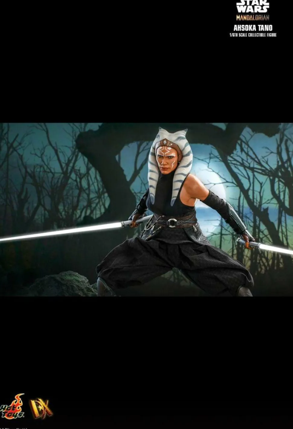 Star Wars: The Mandalorian - Ahsoka Tano 1/6th Scale Hot Toys Action Figure