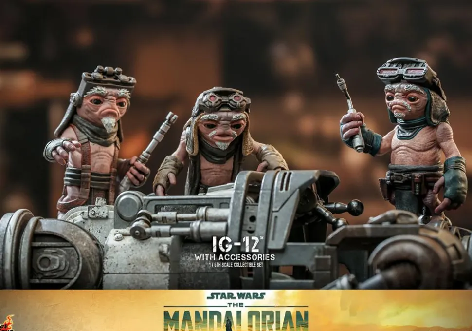 Star Wars: The Mandalorian - IG-12 with Accessories 1/6th Scale Hot Toys Action Figure