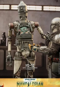 Star Wars: The Mandalorian - IG-12 with Accessories 1/6th Scale Hot Toys Action Figure