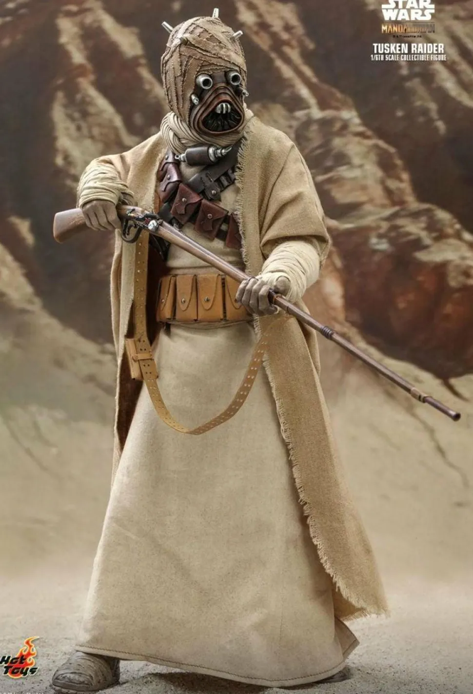 Star Wars: The Mandalorian - Tusken Raider 1/6th Scale Hot Toys Action Figure