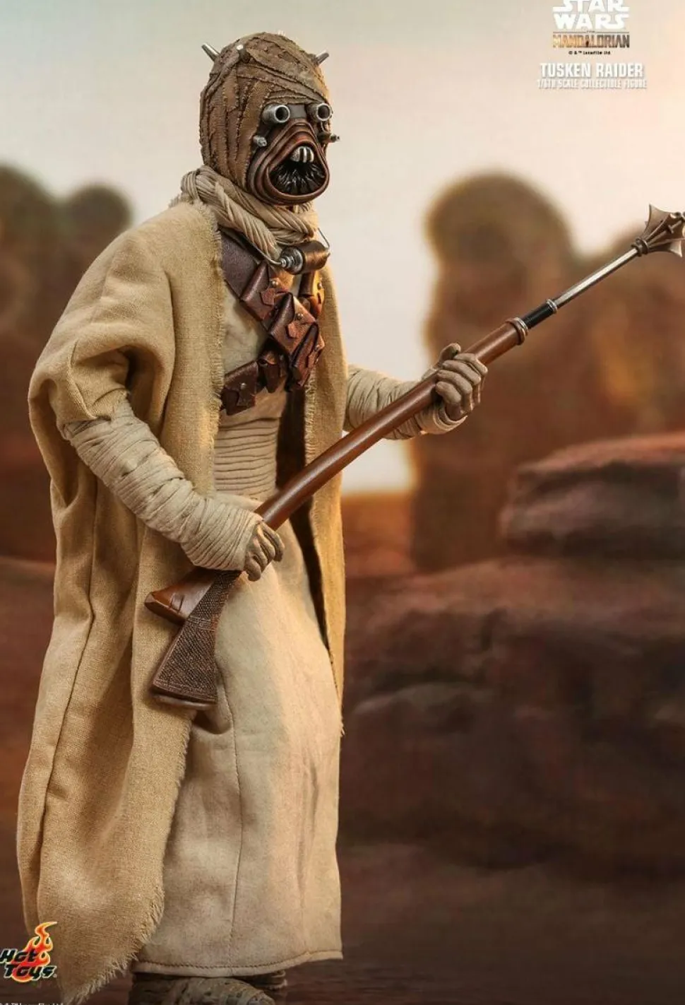 Star Wars: The Mandalorian - Tusken Raider 1/6th Scale Hot Toys Action Figure