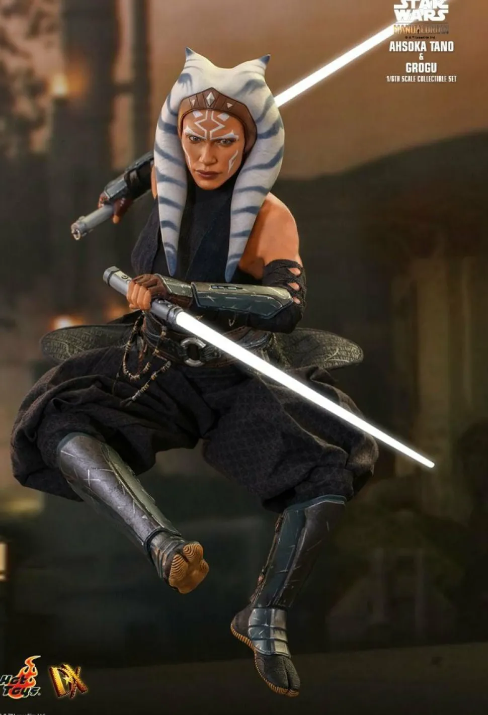 Star Wars: The Mandalorian - Ahsoka Tano & Grogu 1/6th Scale Hot Toys Action Figure 2-Pack