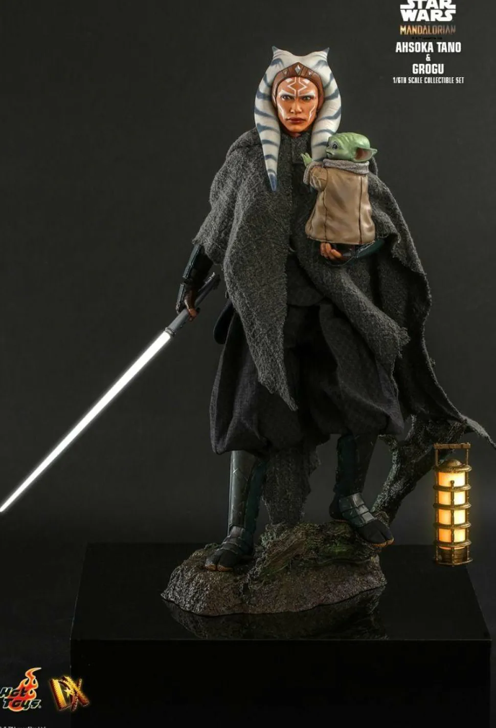 Star Wars: The Mandalorian - Ahsoka Tano & Grogu 1/6th Scale Hot Toys Action Figure 2-Pack