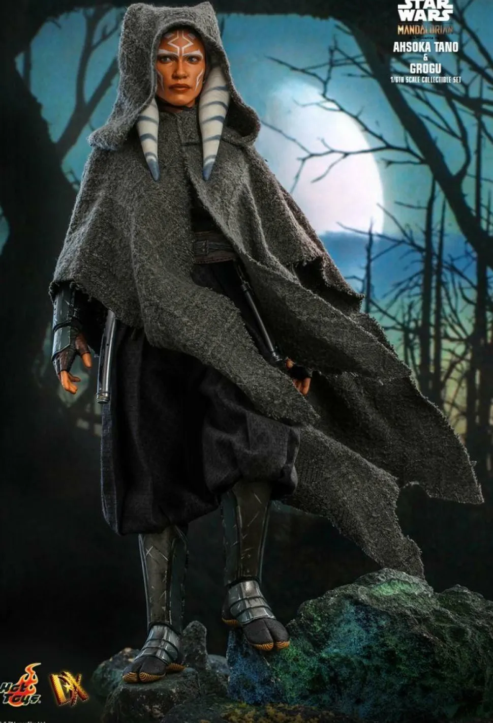 Star Wars: The Mandalorian - Ahsoka Tano & Grogu 1/6th Scale Hot Toys Action Figure 2-Pack