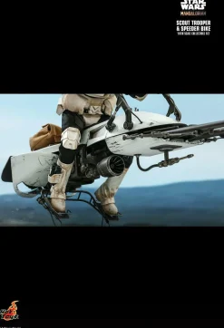 Star Wars: The Mandalorian - Scout Trooper with Speeder Bike 1/6th Scale Hot Toys Action Figure Set