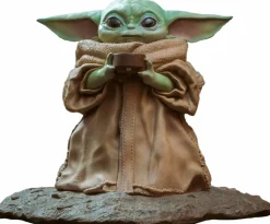 Star Wars: The Mandalorian - The Child with Soup 1/2 Scale Statue