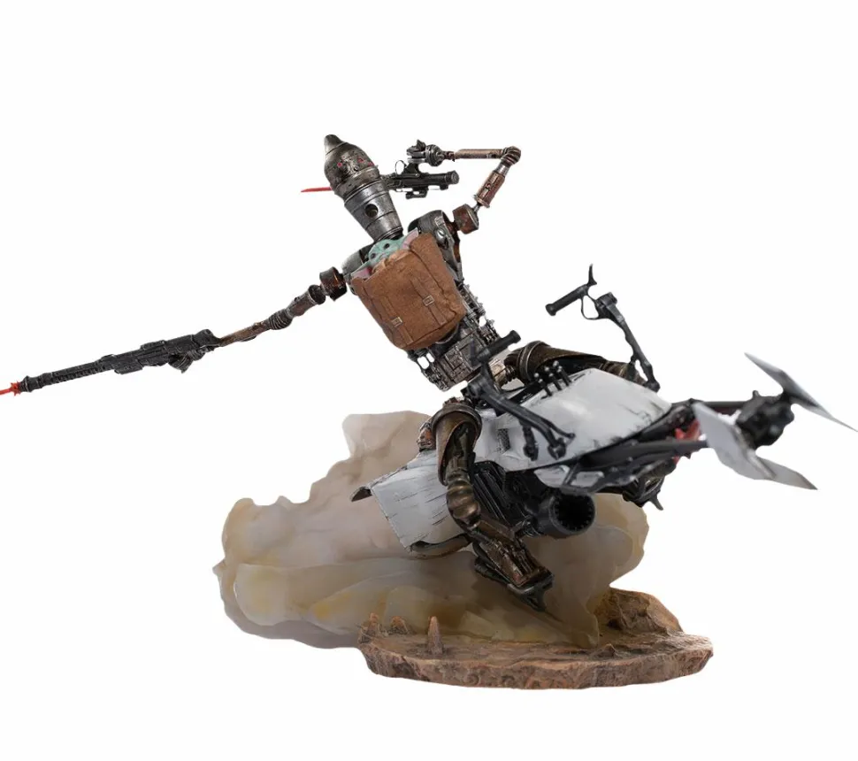 Star Wars: The Mandalorian - IG-11 & The Child Deluxe 1/10th Scale Statue