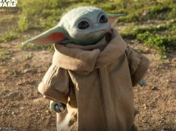 Star Wars: The Mandalorian - The Child (Baby Yoda) 1:1 Scale Life-Size Statue